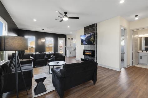 3741 Toronto Street Dallas TX 75212