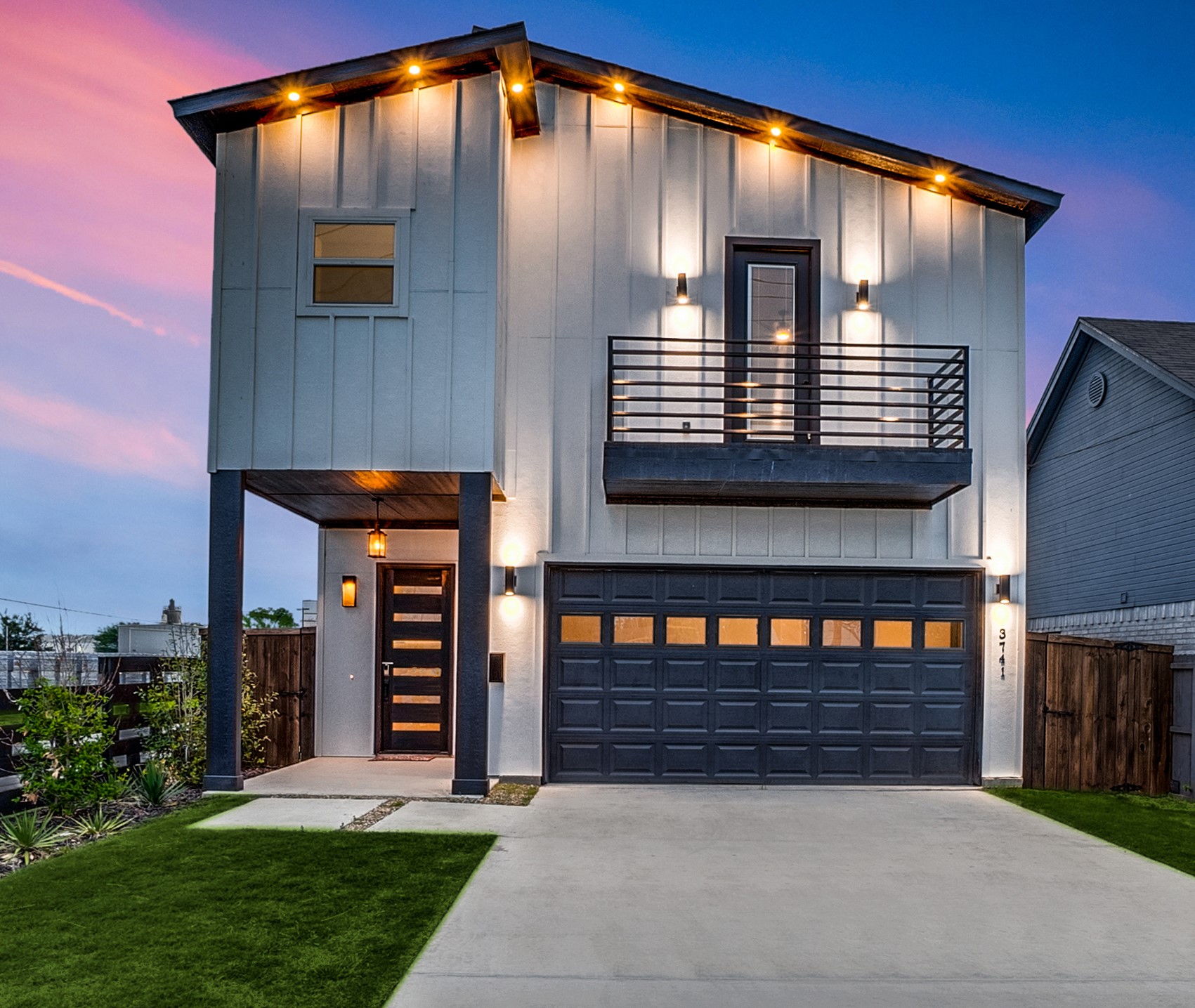 3741 Toronto Street Dallas TX 75212