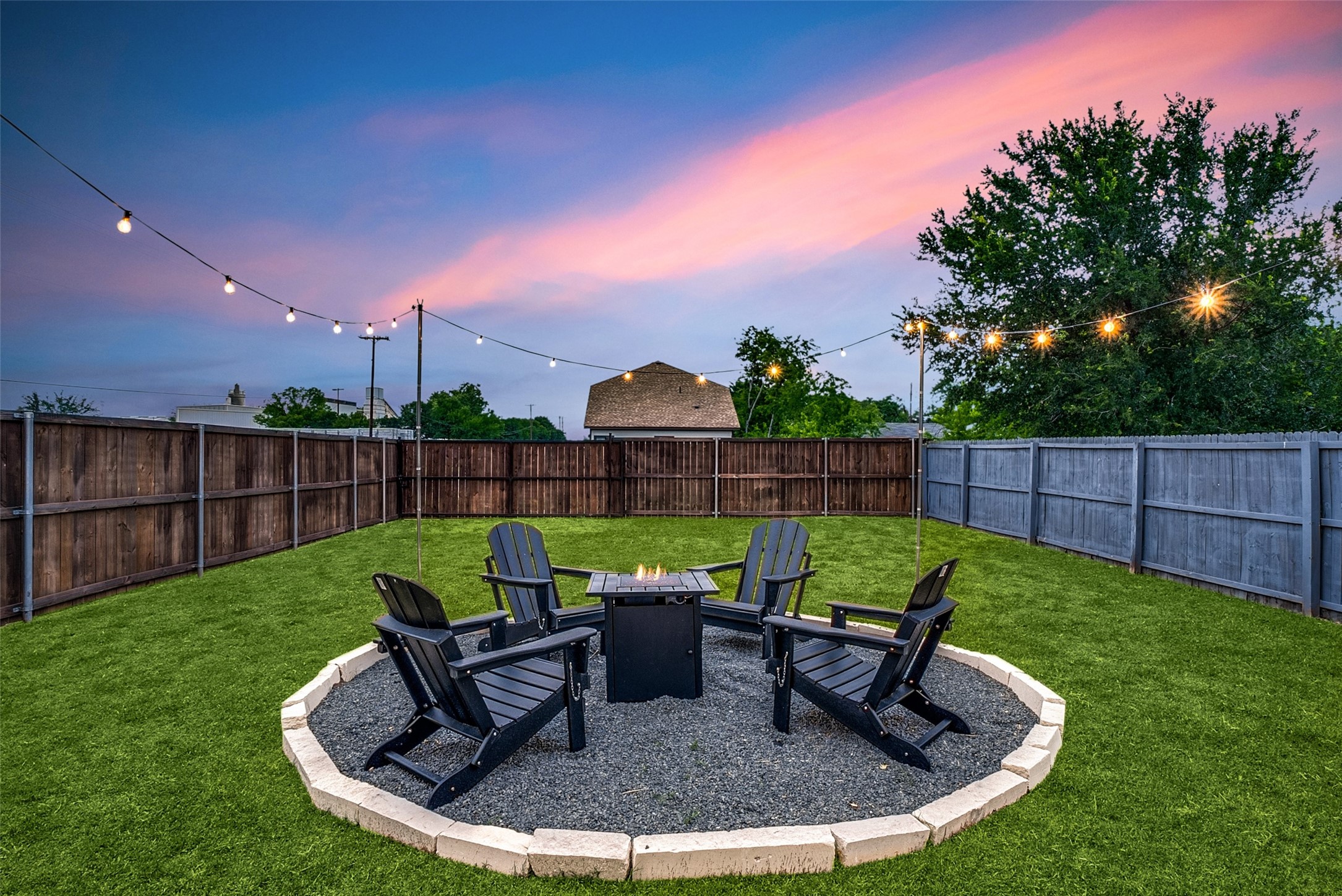 3741 Toronto Street Dallas TX 75212