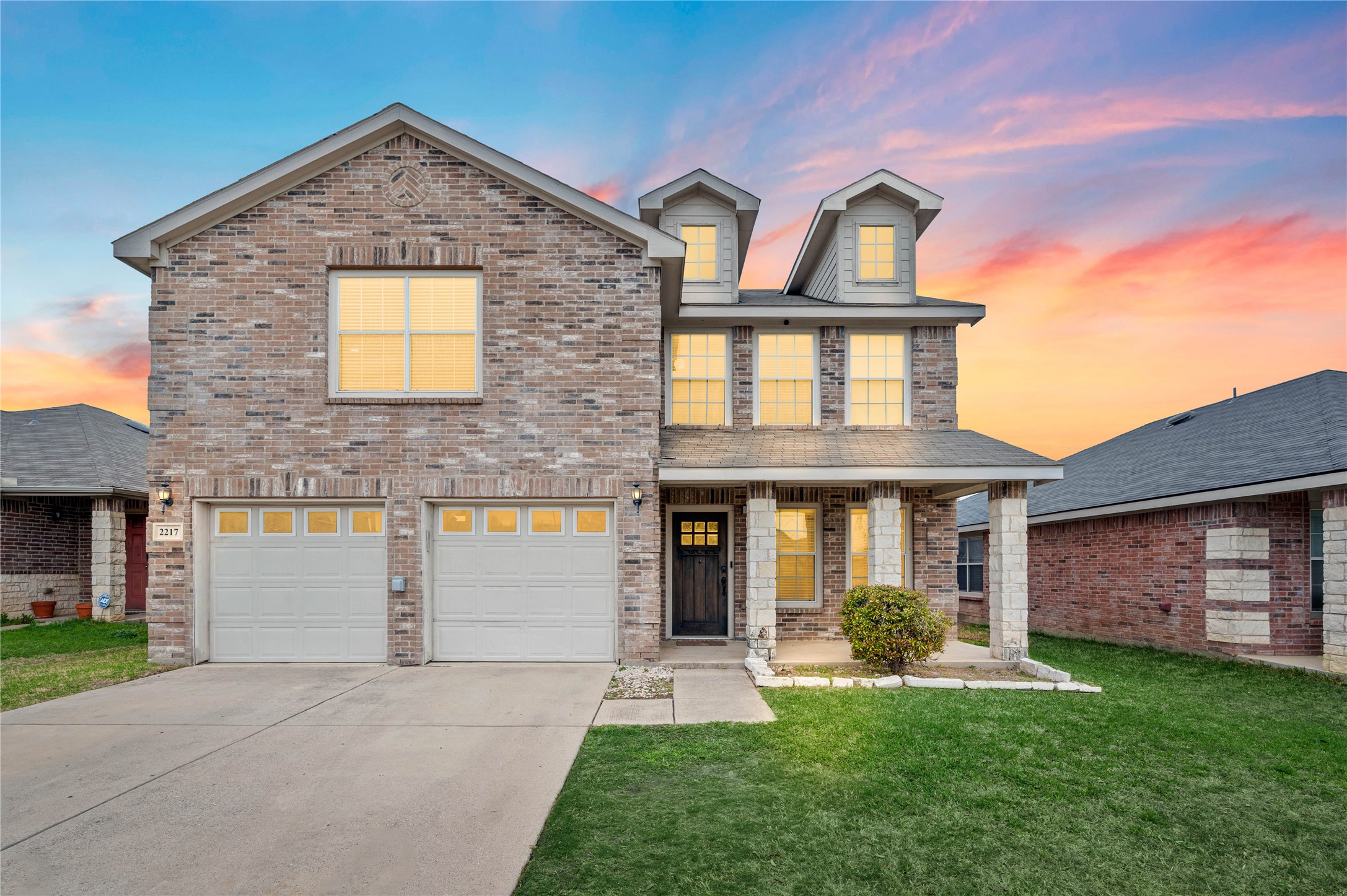 2217 Splendor Court Arlington TX 76010