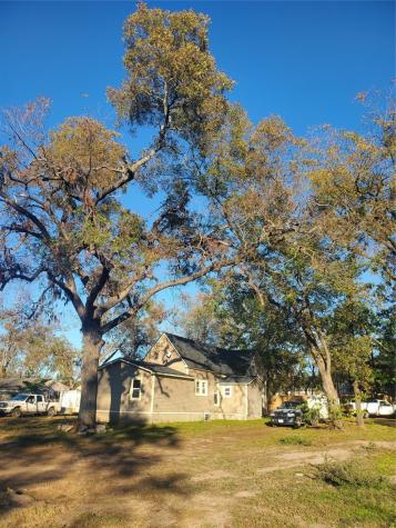 305 Peach Street Winnsboro TX 75494