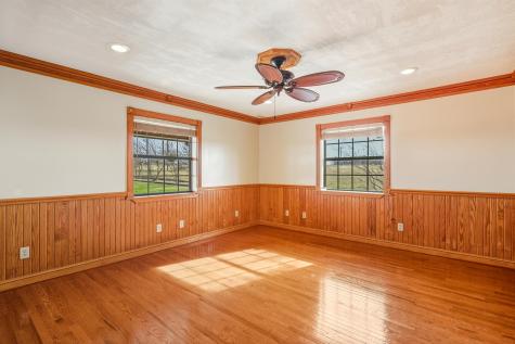 904 County Road 3341 Paradise TX 76073