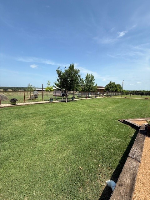 904 County Road 3341 Paradise TX 76073