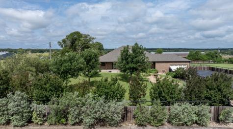 904 County Road 3341 Paradise TX 76073