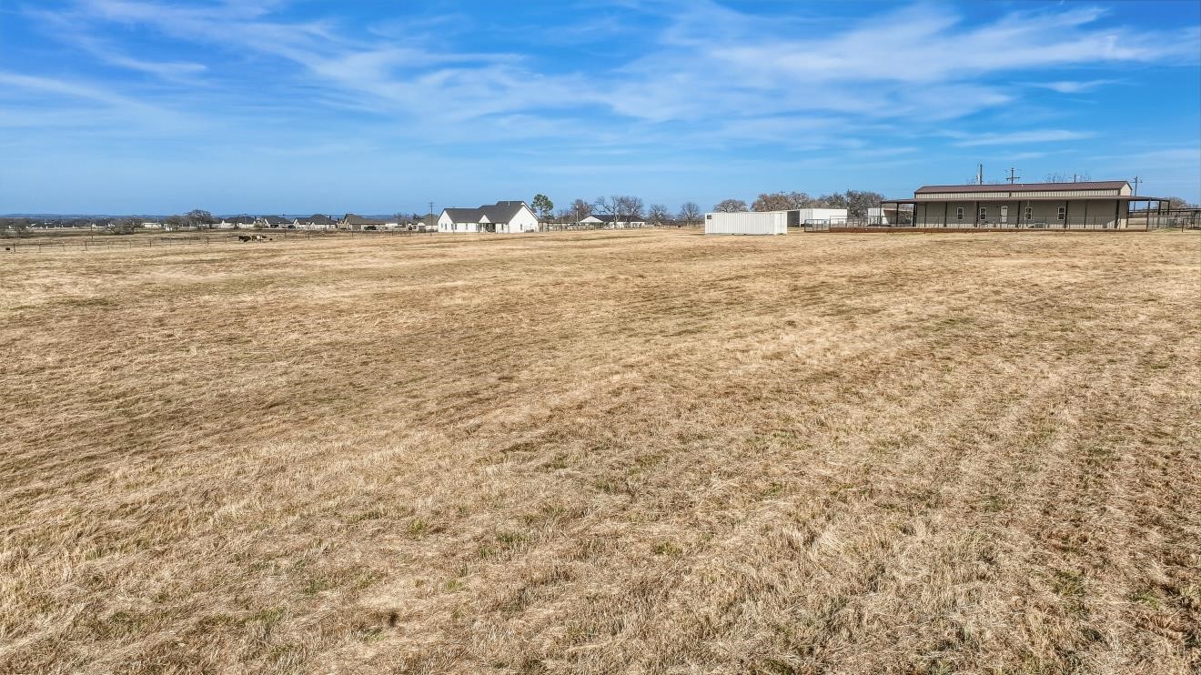 904 County Road 3341 Paradise TX 76073