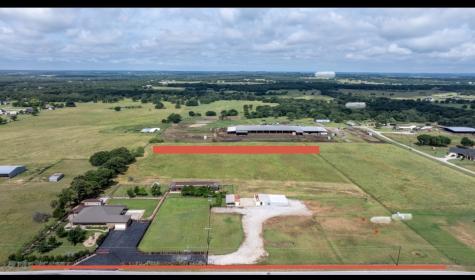904 County Road 3341 Paradise TX 76073