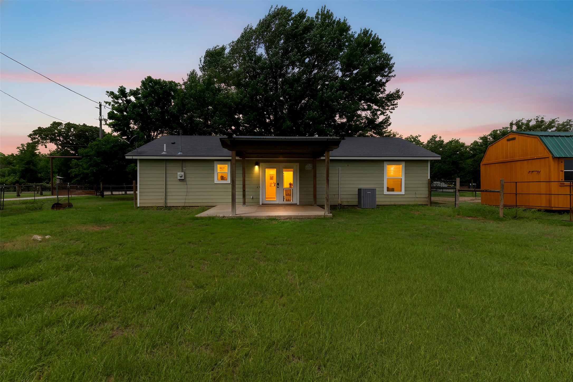 5729 County Road 402 Grandview TX 76050