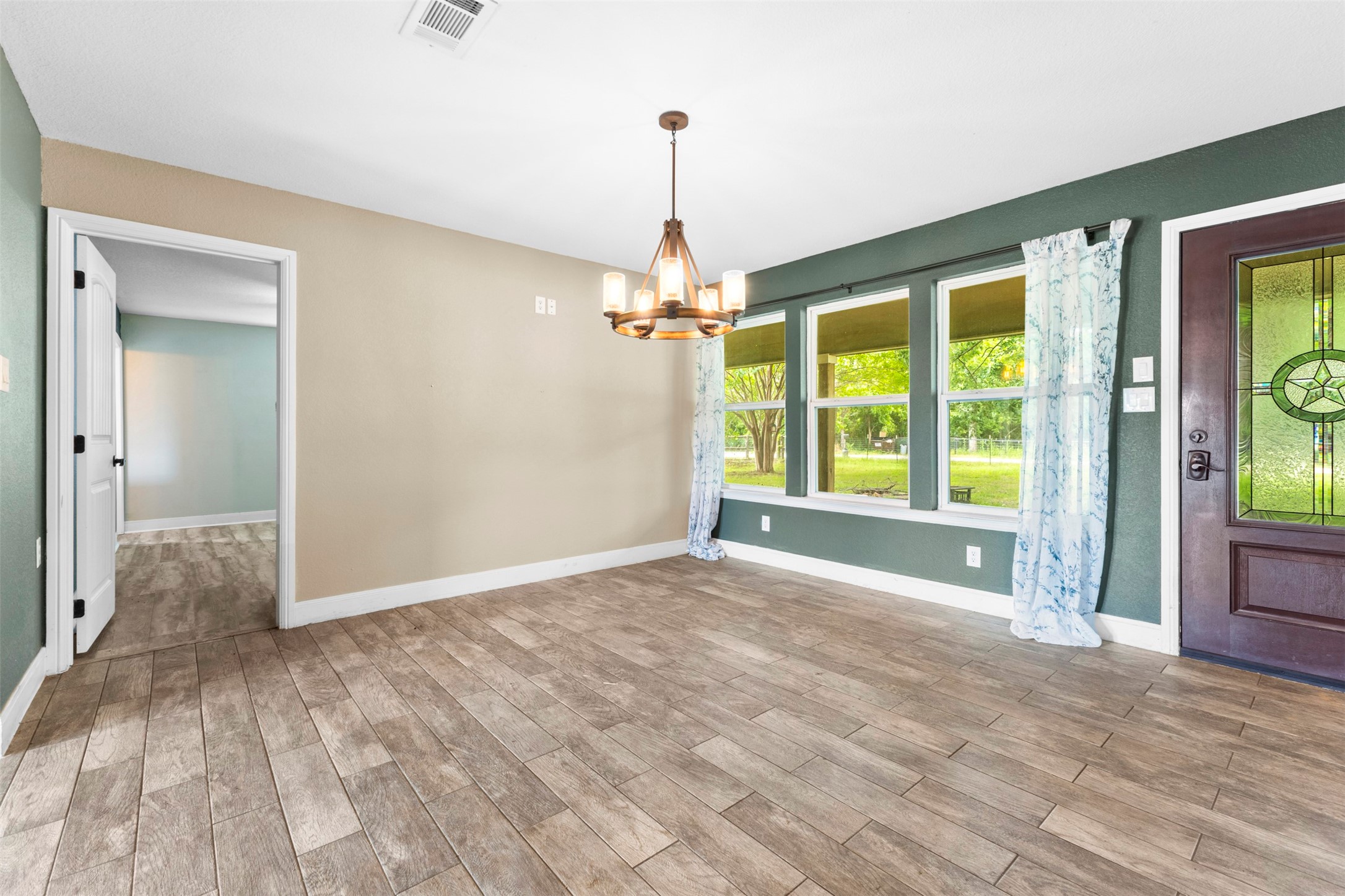 5729 County Road 402 Grandview TX 76050