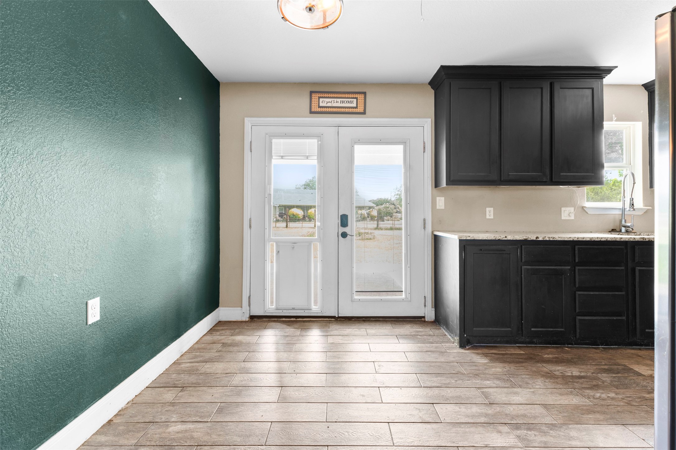 5729 County Road 402 Grandview TX 76050