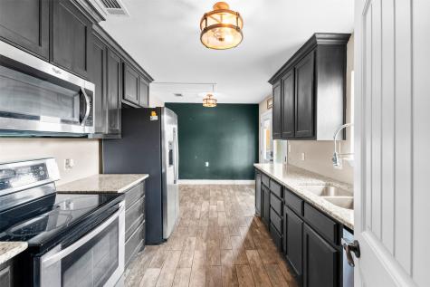 5729 County Road 402 Grandview TX 76050
