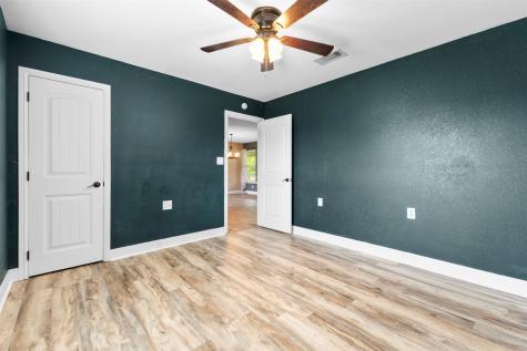 5729 County Road 402 Grandview TX 76050