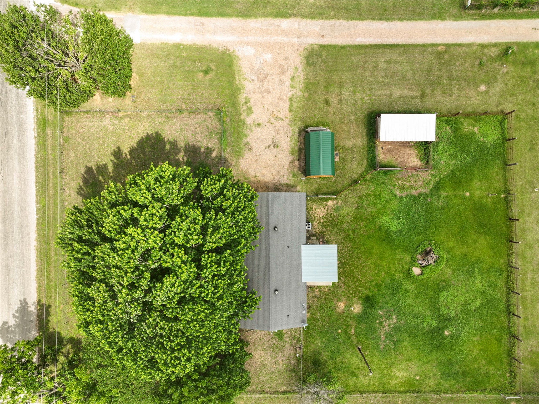 5729 County Road 402 Grandview TX 76050