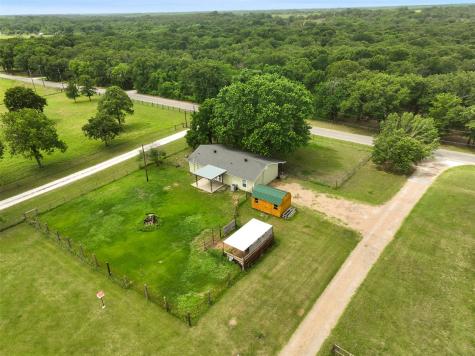 5729 County Road 402 Grandview TX 76050