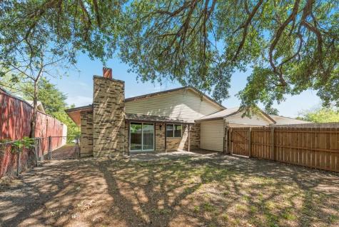 1309 Meandering Way Garland TX 75040