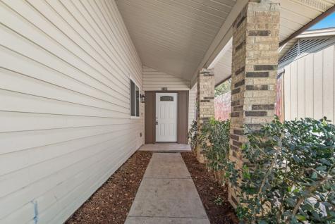 1309 Meandering Way Garland TX 75040