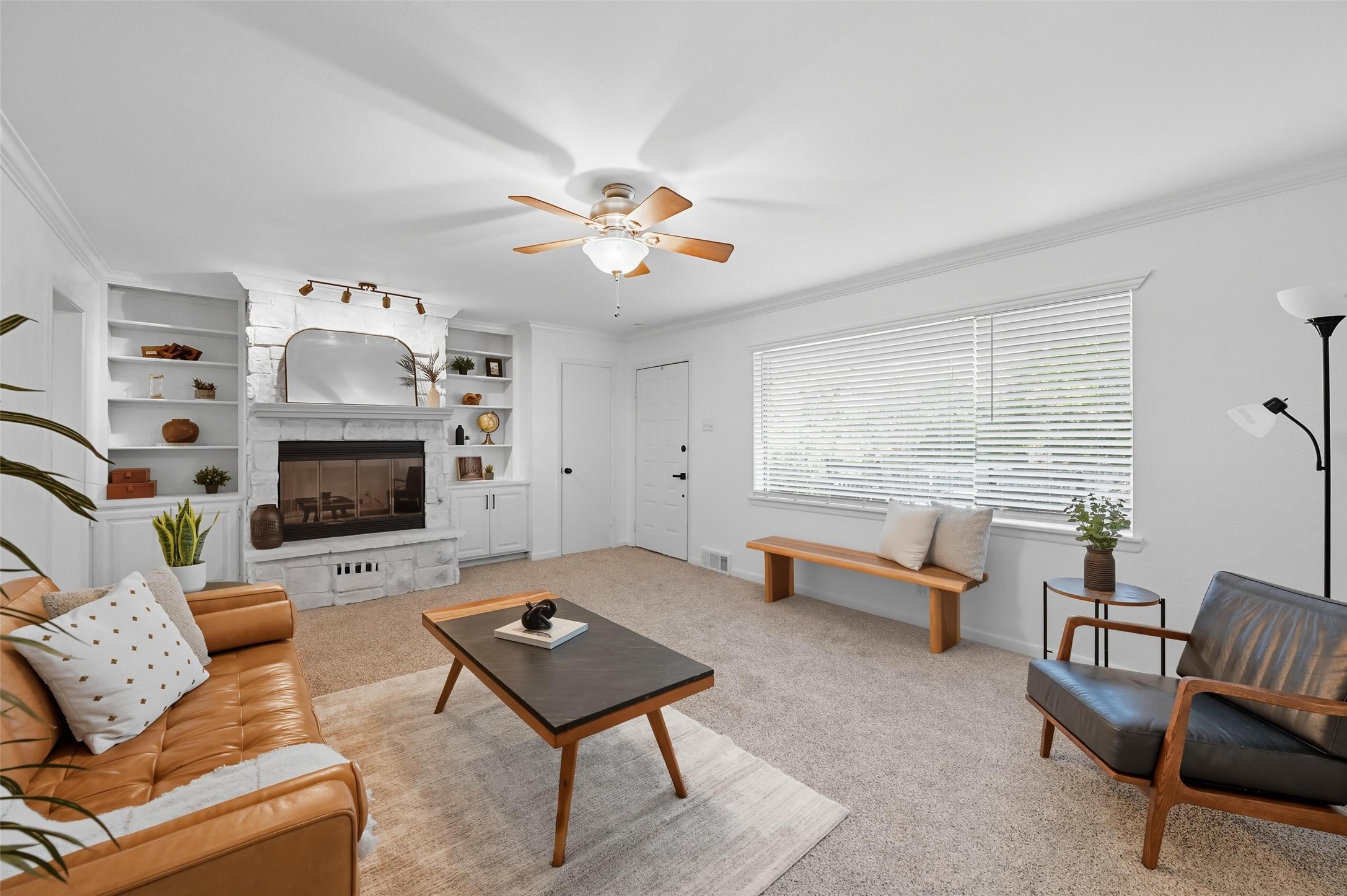 1310 W Cedar Street Arlington TX 76012