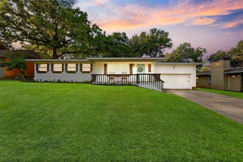 1310 W Cedar Street Arlington TX 76012