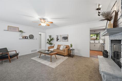 1310 W Cedar Street Arlington TX 76012