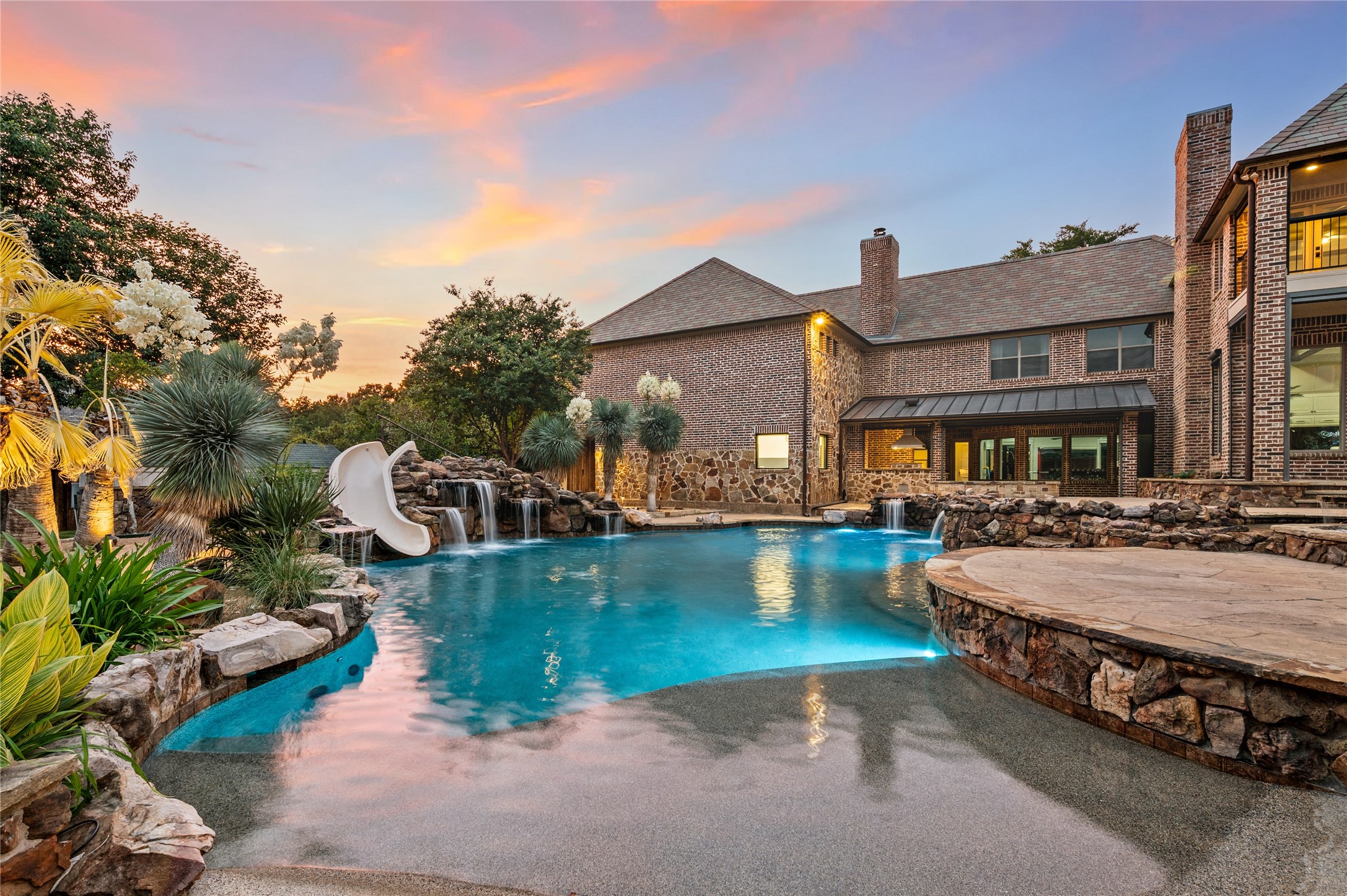 1609 Noble Way Flower Mound TX 75022