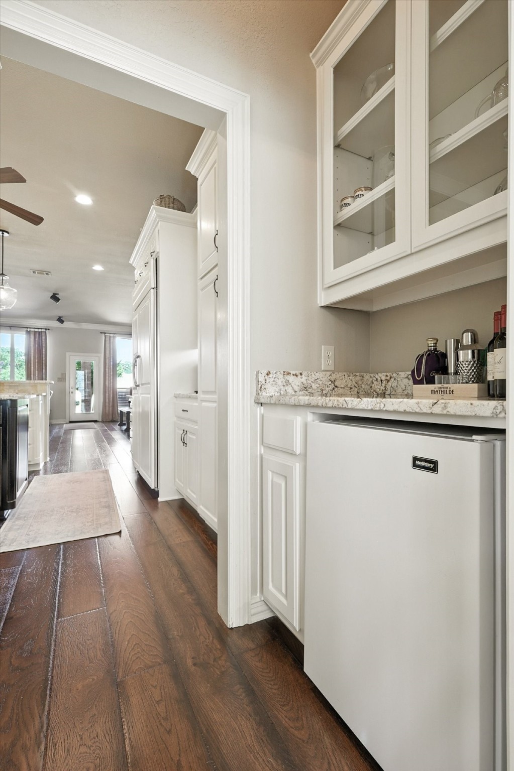 105 Enchanted Court N Burleson TX 76028