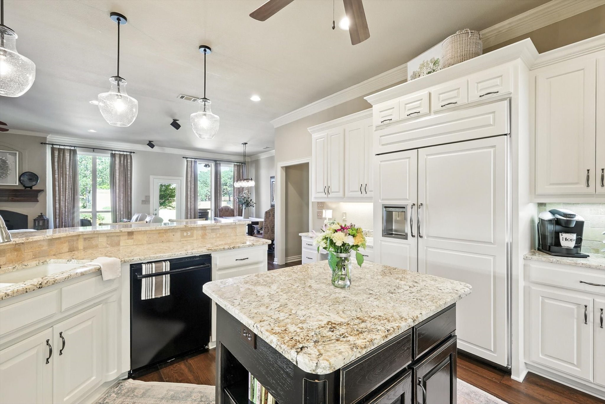 105 Enchanted Court N Burleson TX 76028