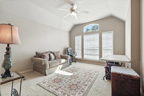 105 Enchanted Court N Burleson TX 76028