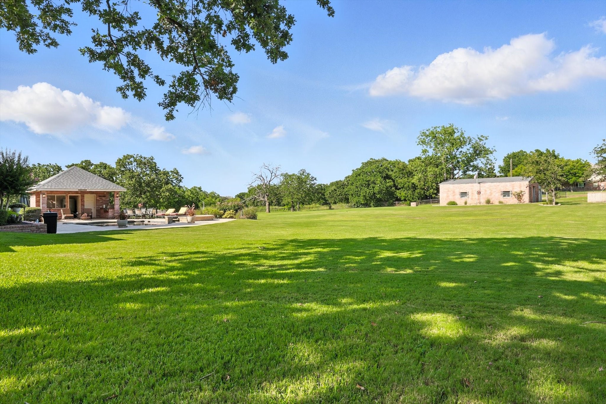 105 Enchanted Court N Burleson TX 76028