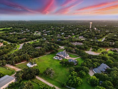 105 Enchanted Court N Burleson TX 76028