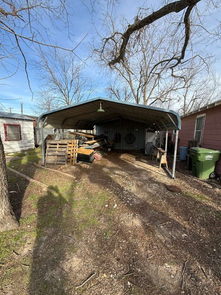 710 Whitney Street Morgan TX 76671