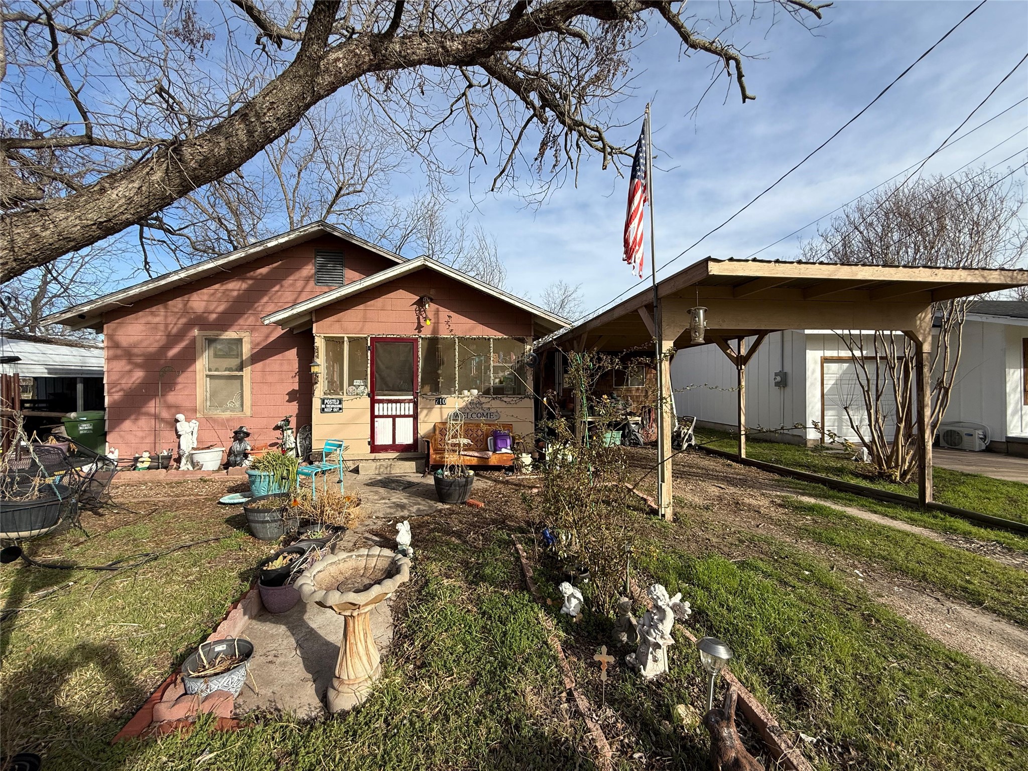 710 Whitney Street Morgan TX 76671