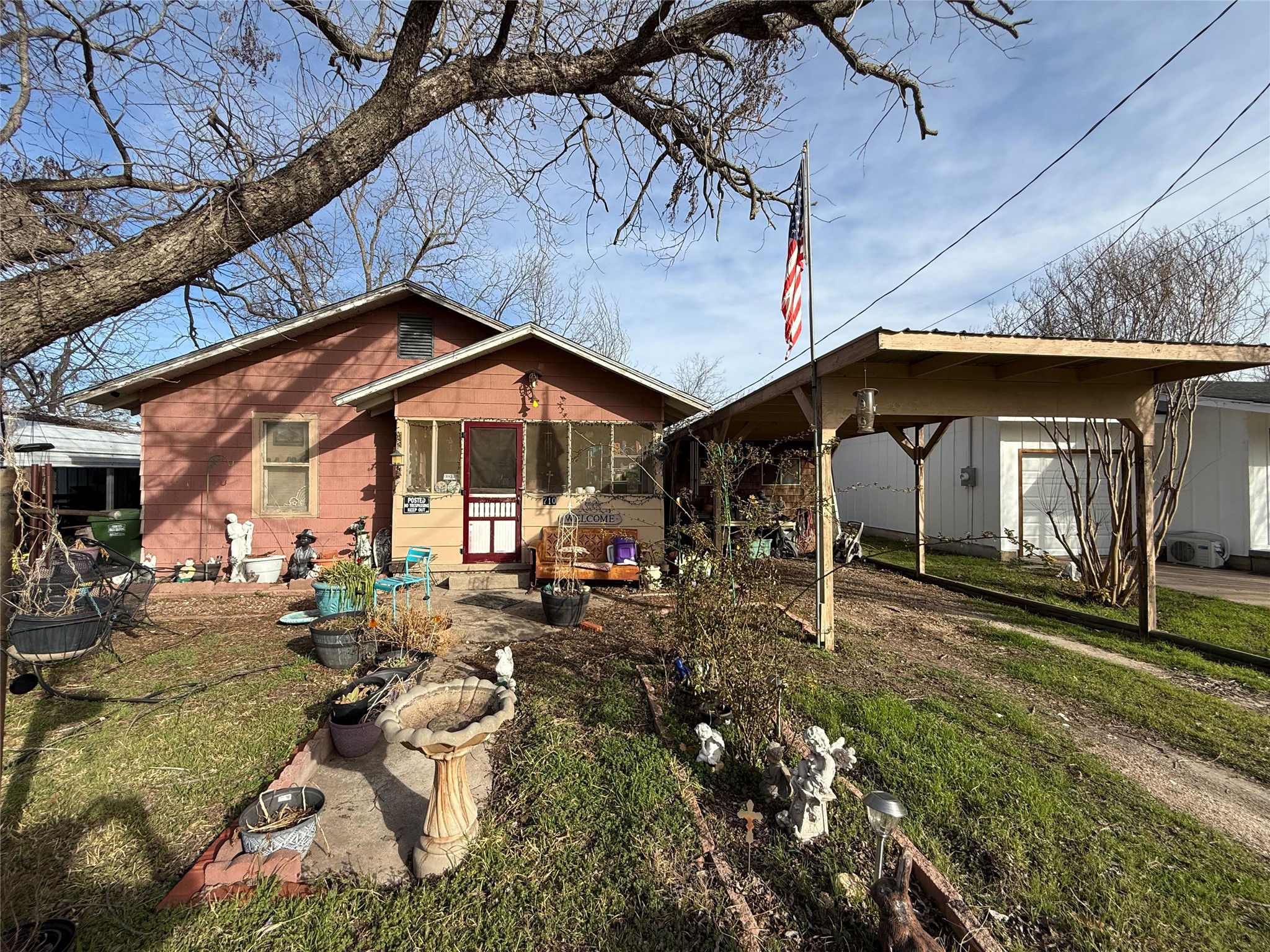 710 Whitney Street Morgan TX 76671