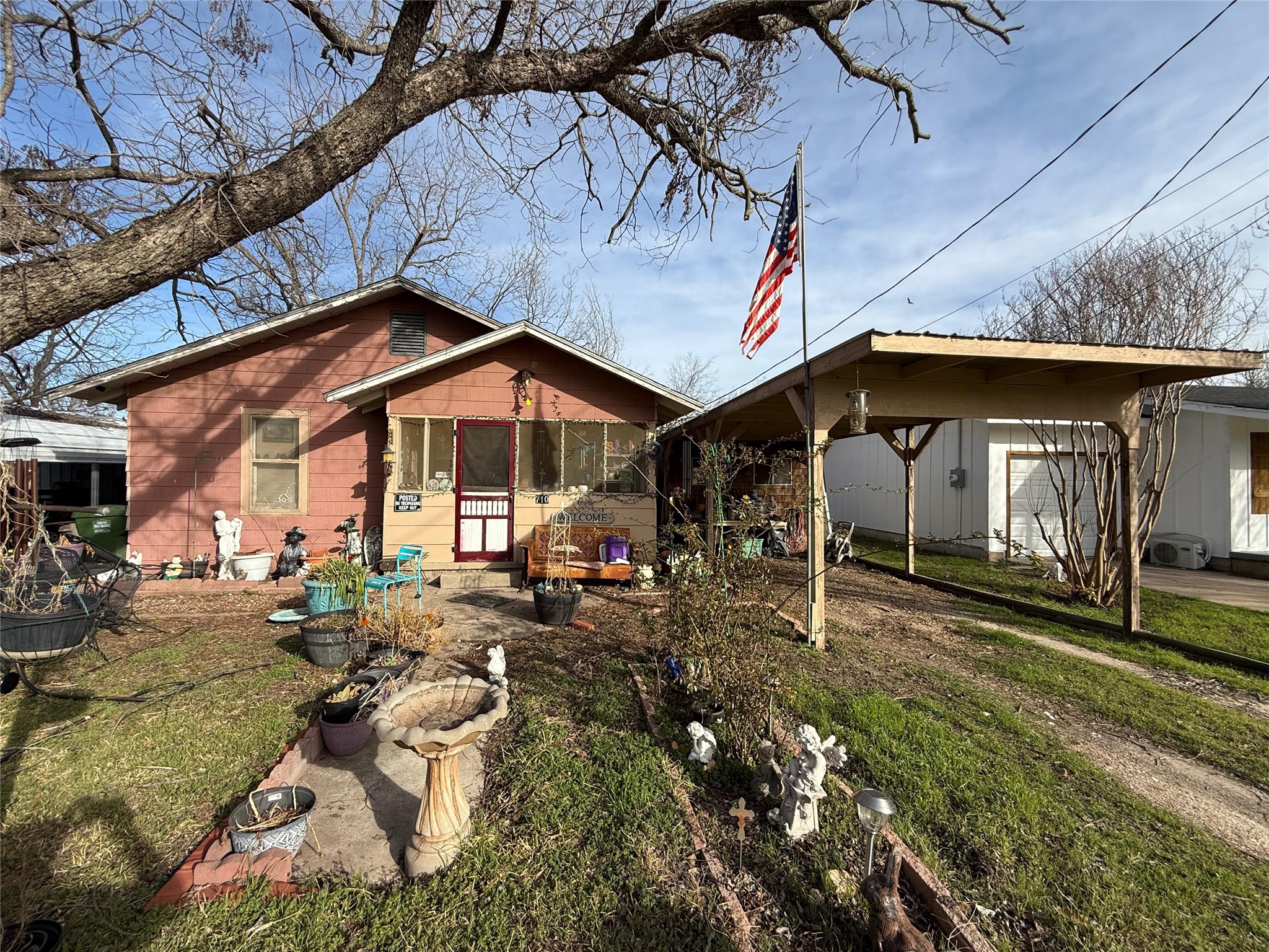710 Whitney Street Morgan TX 76671