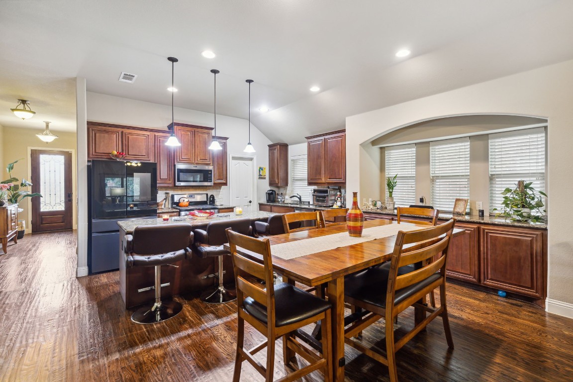 716 Lighthouse Lane Savannah TX 76227