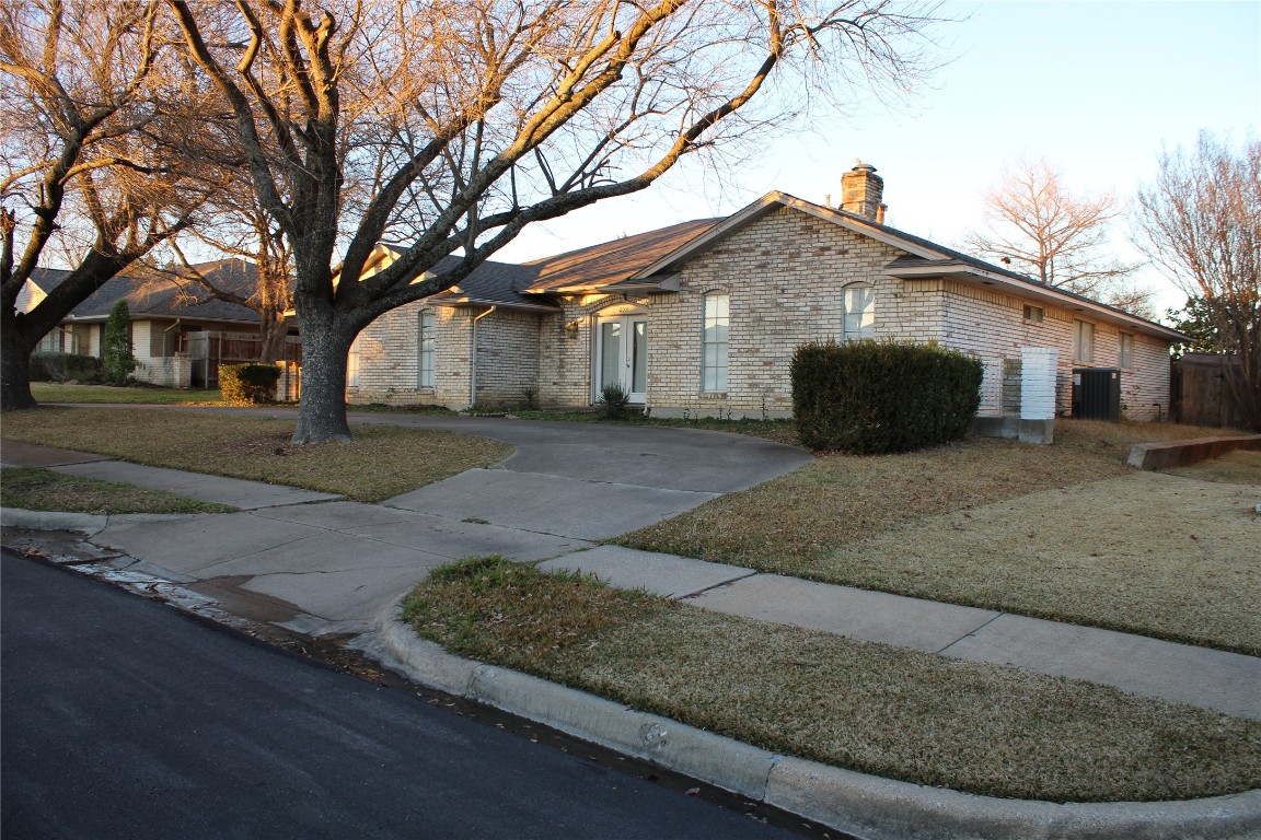 2001 Westshore Drive Garland TX 75043
