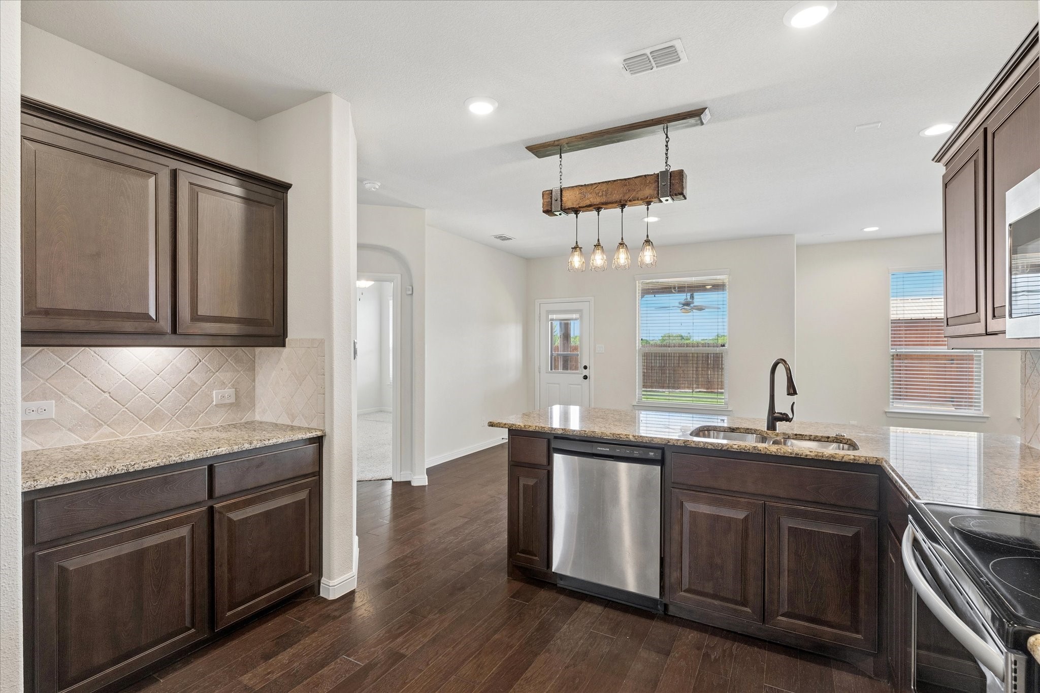 1021 Brownford Drive Fort Worth TX 76028