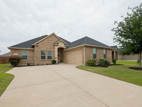 510 Woodhaven Drive Waxahachie TX 75165