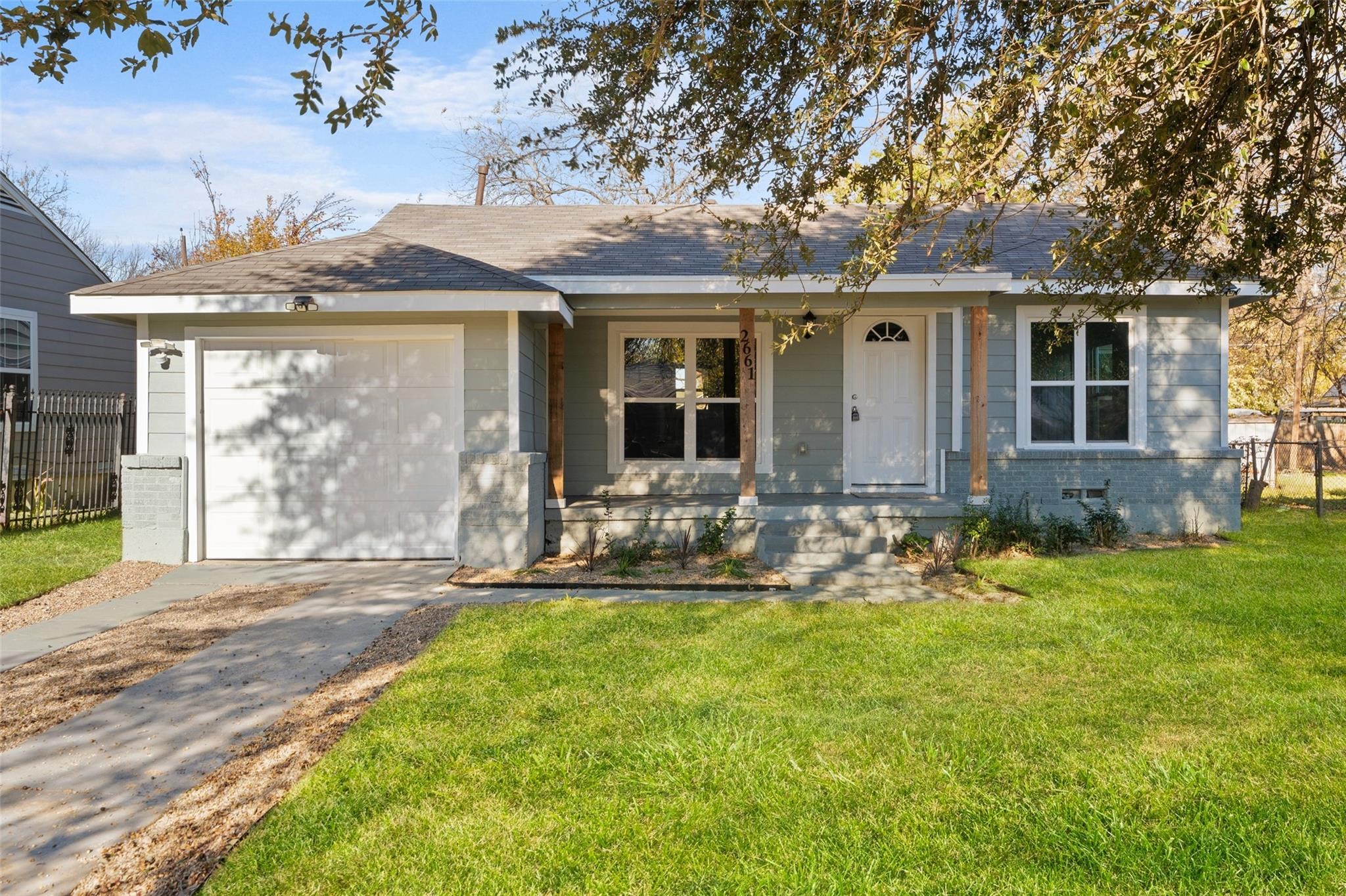 2661 Hudspeth Avenue Dallas TX 75216