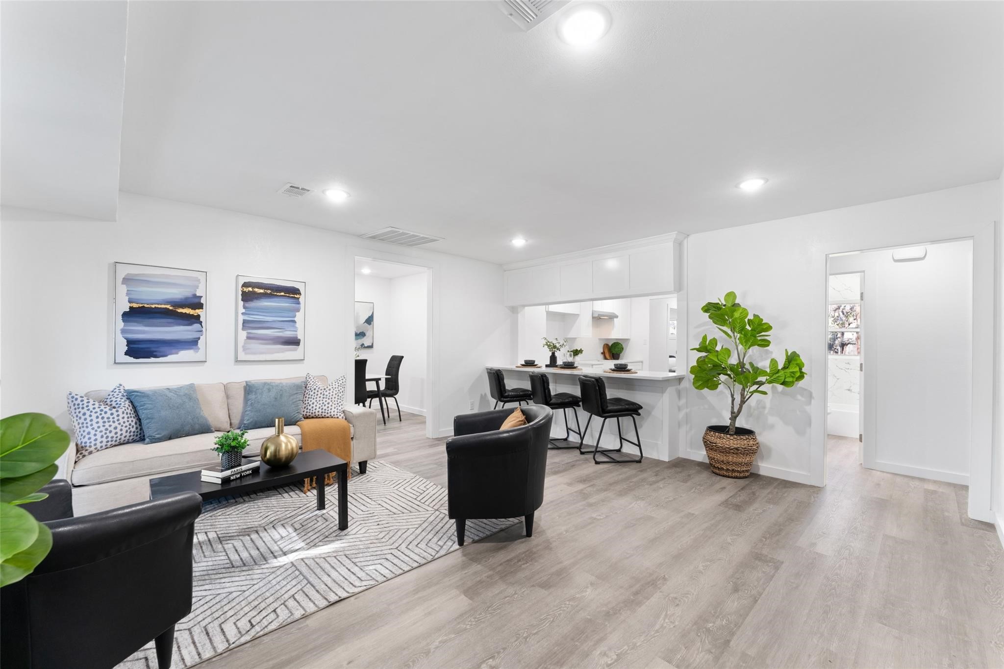 2661 Hudspeth Avenue Dallas TX 75216