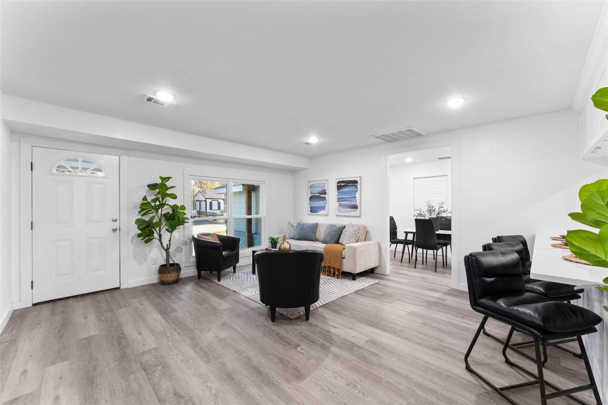 2661 Hudspeth Avenue Dallas TX 75216