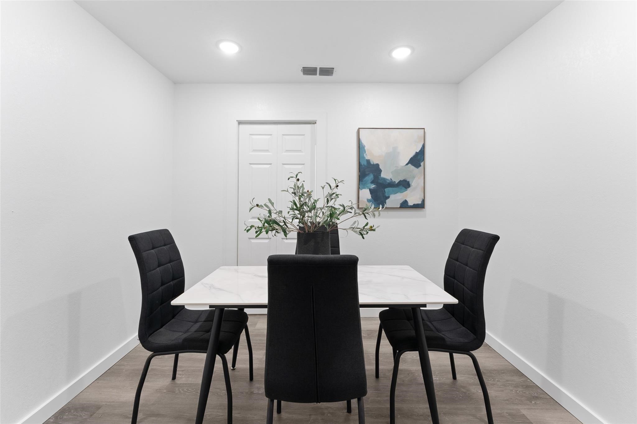 2661 Hudspeth Avenue Dallas TX 75216