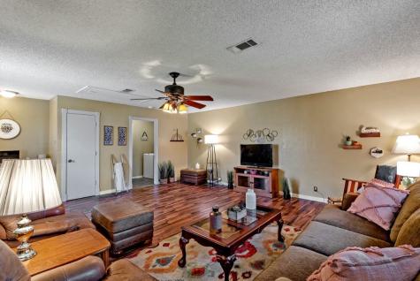 152 N Meadowbrook Drive Pottsboro TX 75076