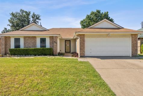 813 Bentle Street Cedar Hill TX 75104