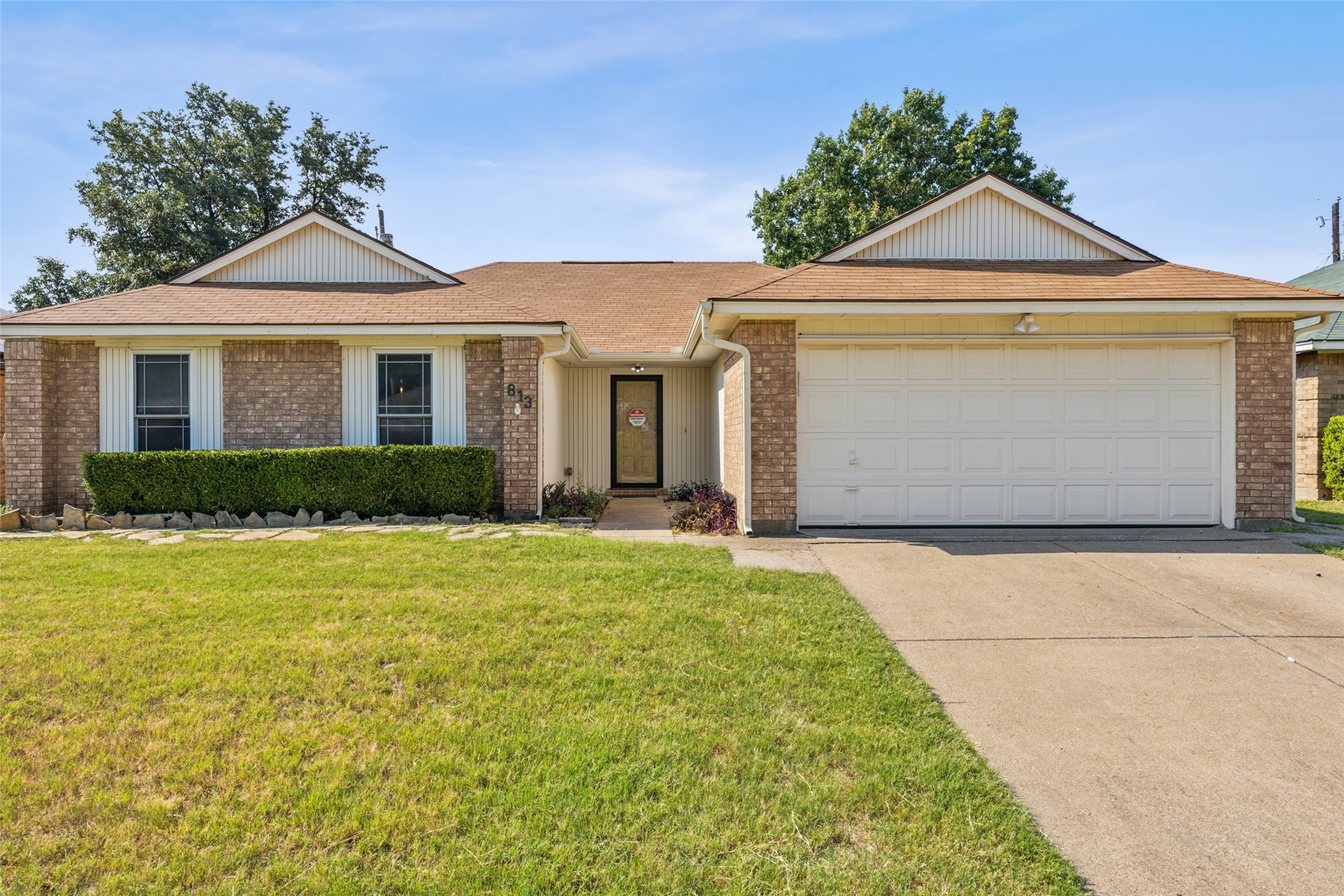 813 Bentle Street Cedar Hill TX 75104