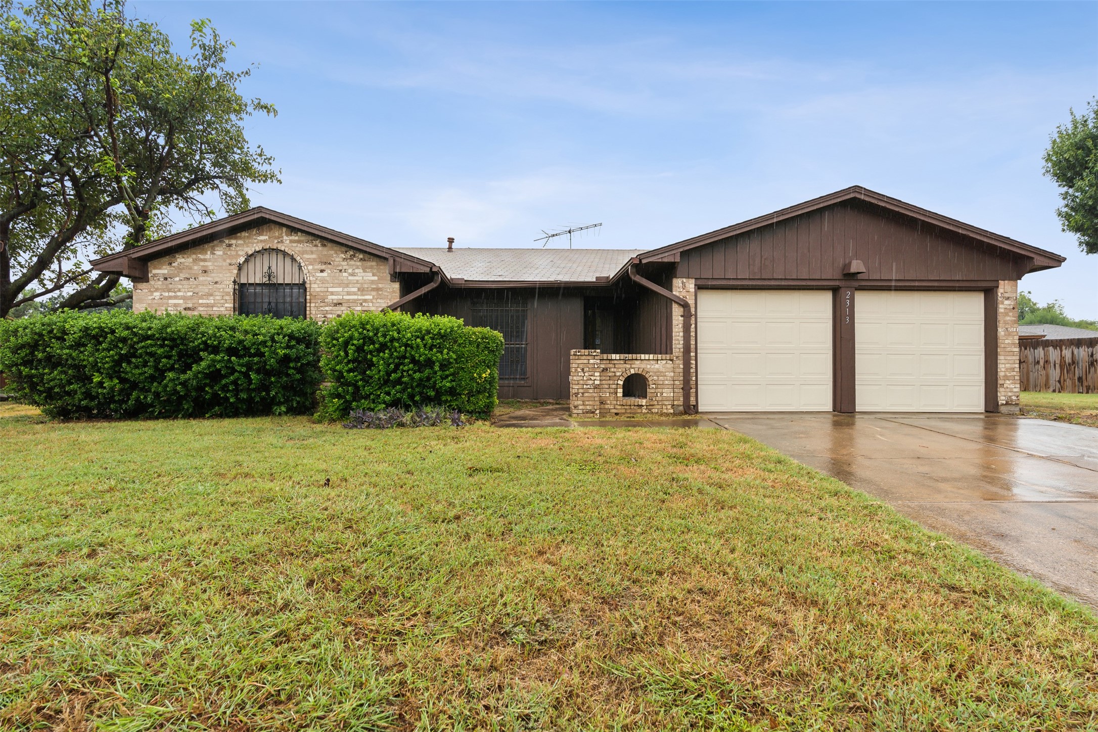 2313 Windsor Court Bedford TX 76022