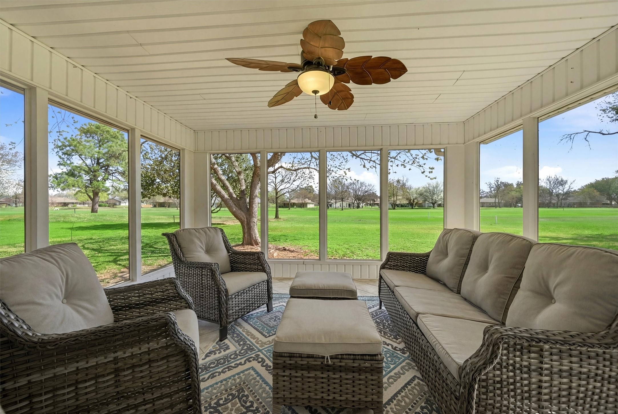 718 Kiowa Drive W Lake Kiowa TX 76240