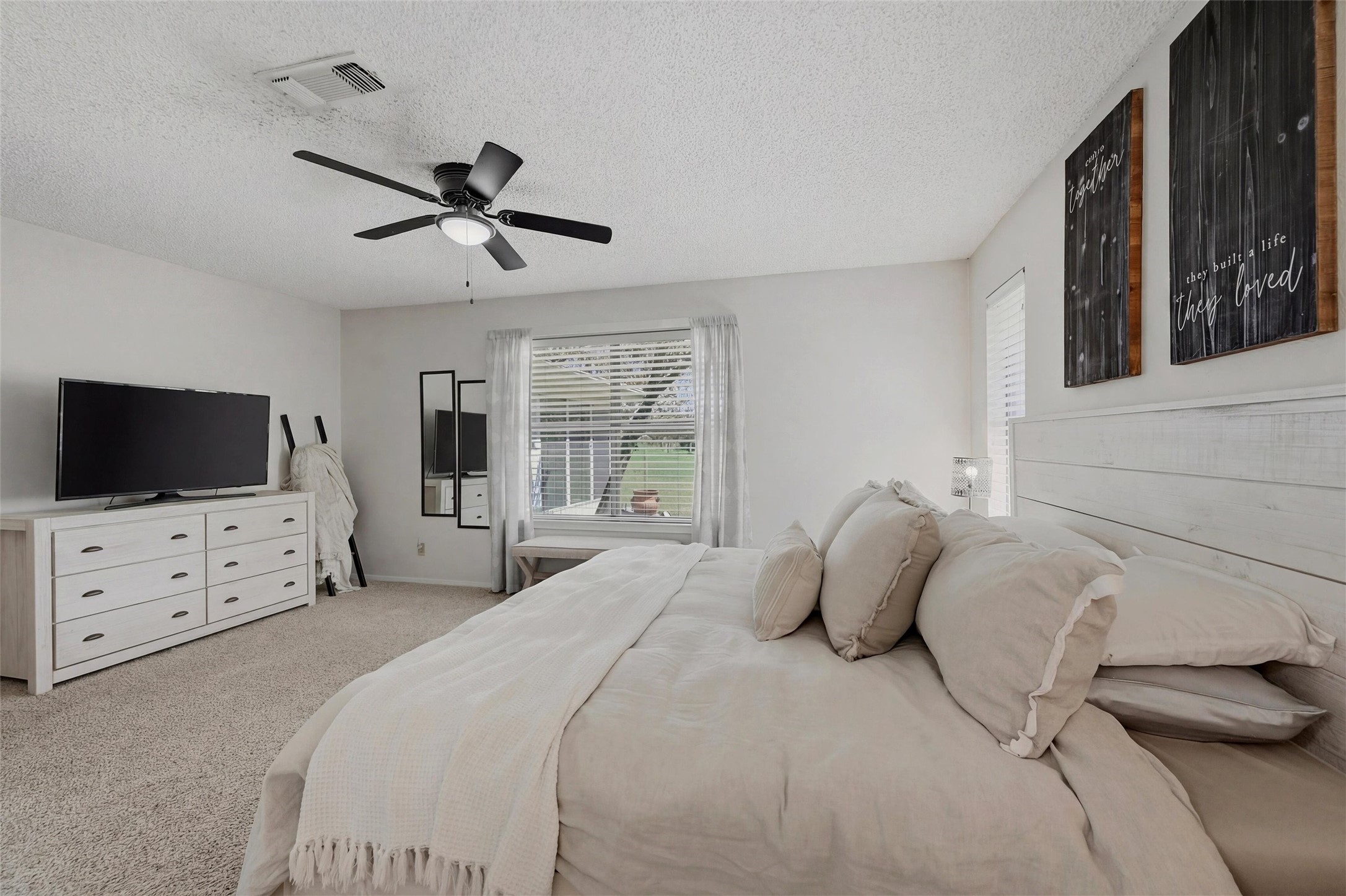 718 Kiowa Drive W Lake Kiowa TX 76240