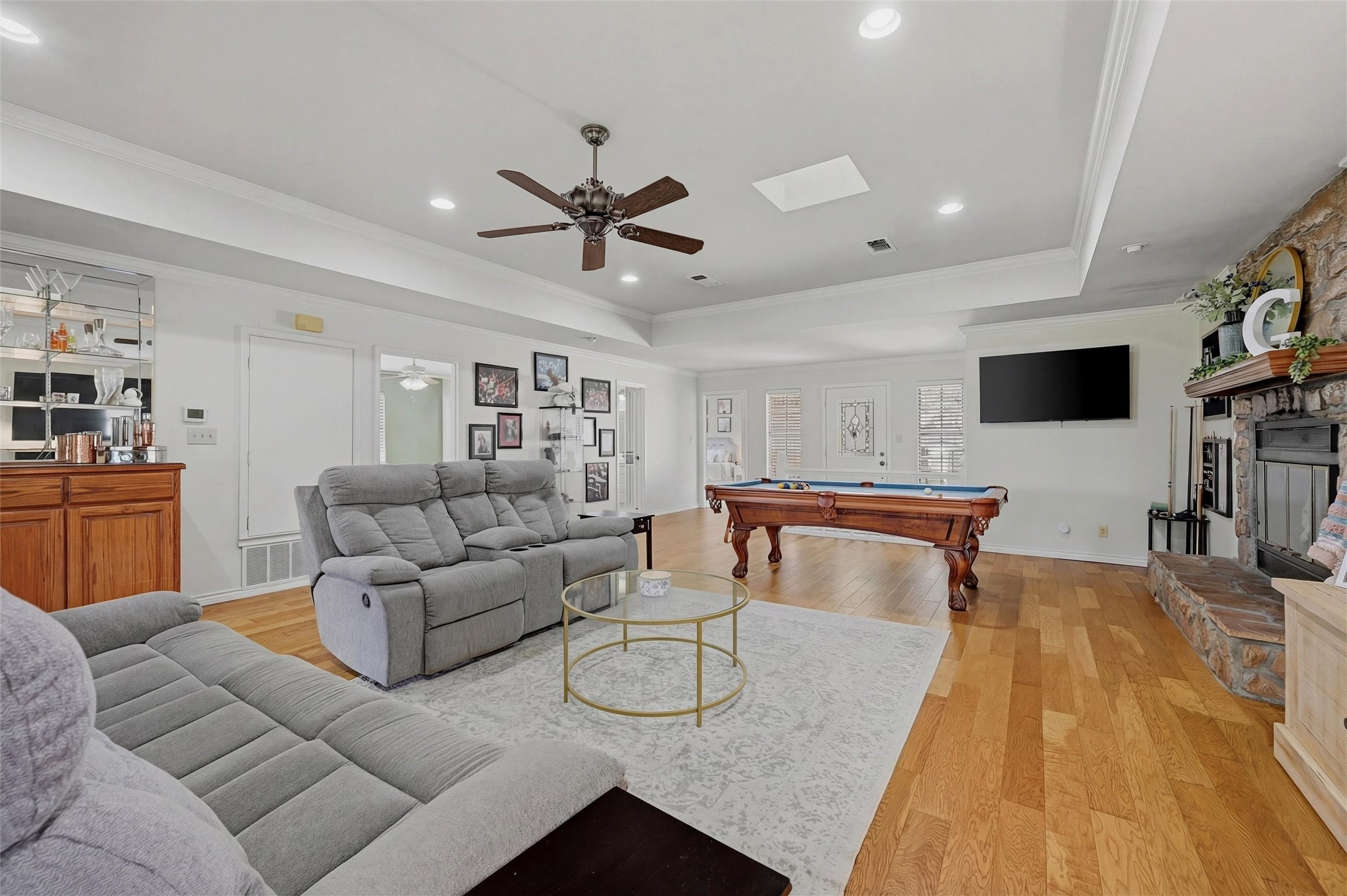 718 Kiowa Drive W Lake Kiowa TX 76240