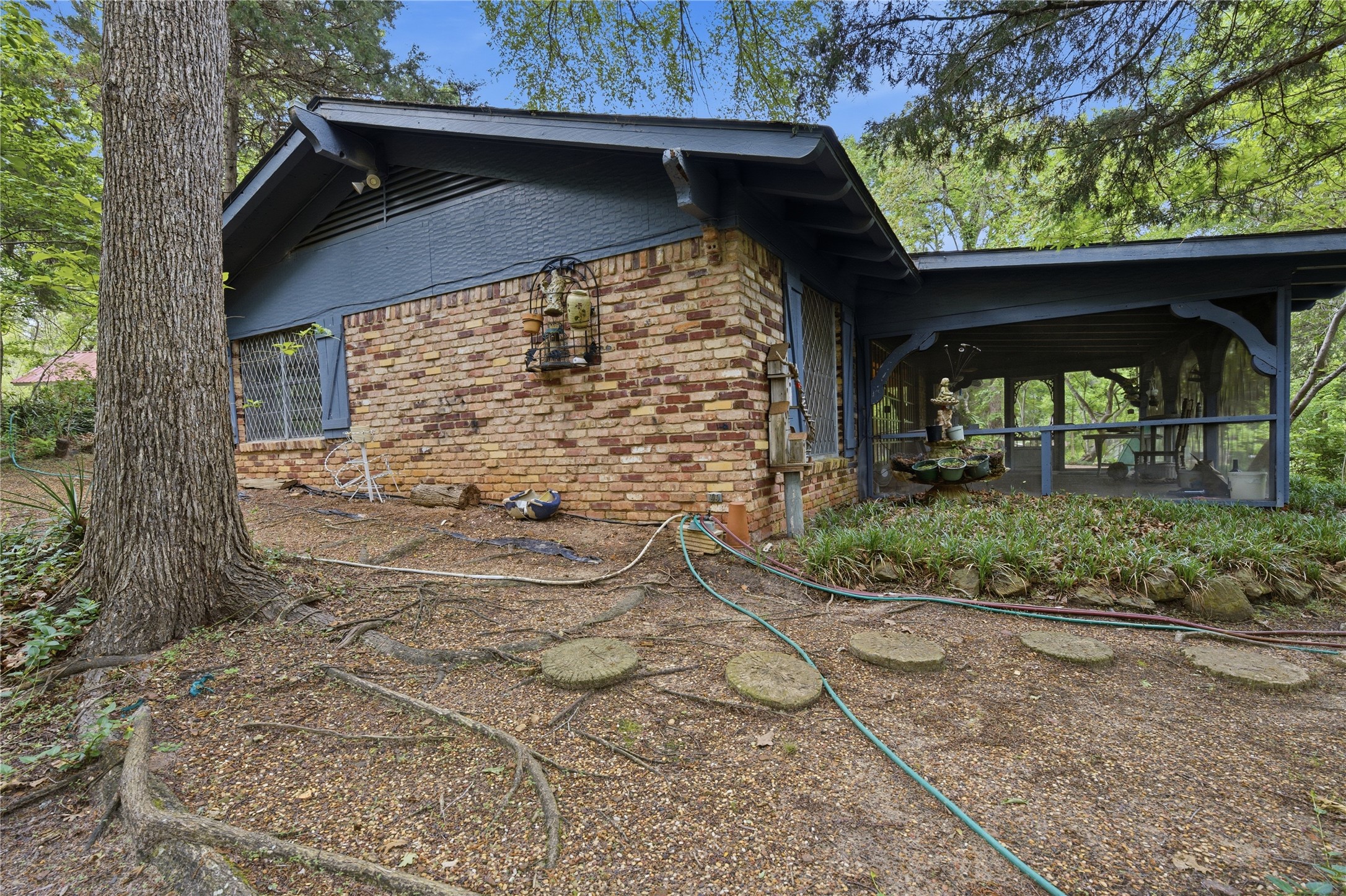 11222 County Road 1201 Malakoff TX 75148