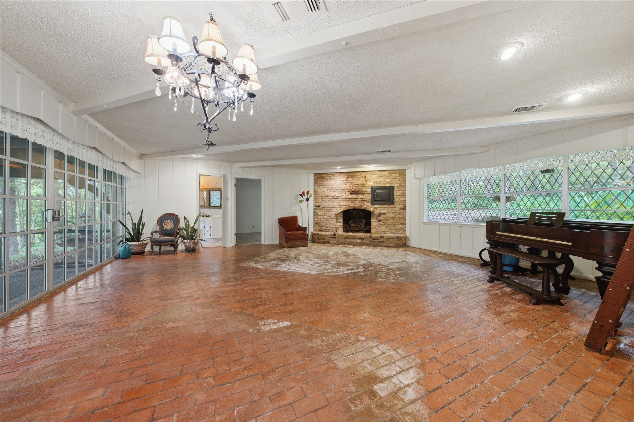 11222 County Road 1201 Malakoff TX 75148
