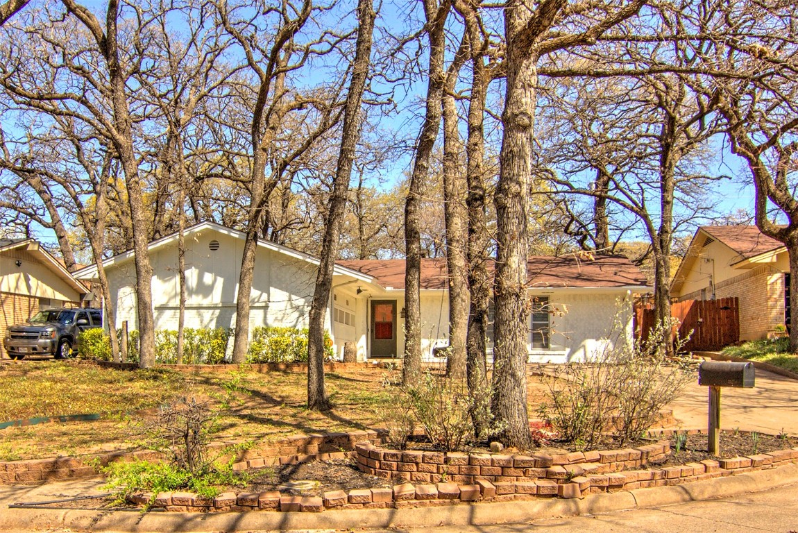 1513 Phillip Court Irving TX 75060